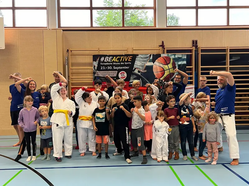Toller Erfolg mit über 80 Besucher bei der #BeActive-Night von Karate Bregenz – Foto 47
