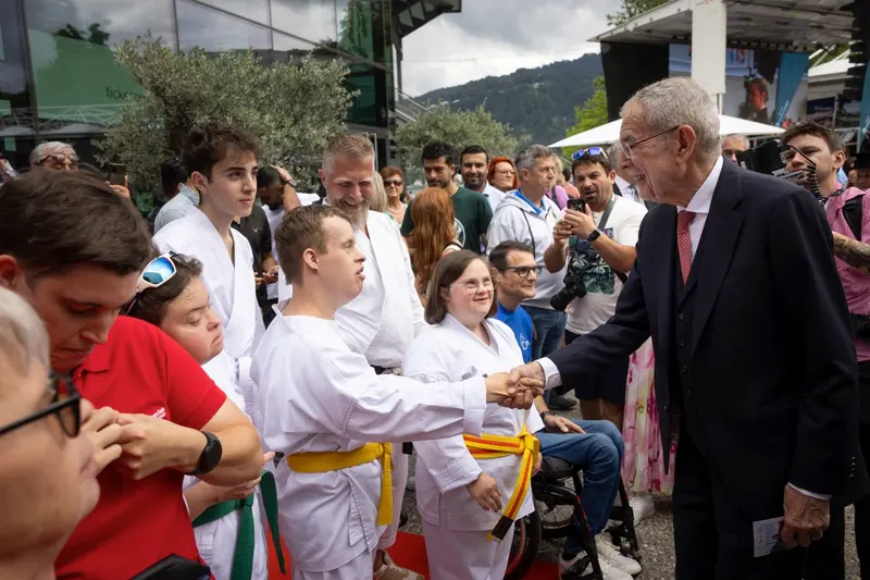 Eröffnung der Bregenzer Festspiele 2024: Karate Bregenz mittendrin! – Foto 17