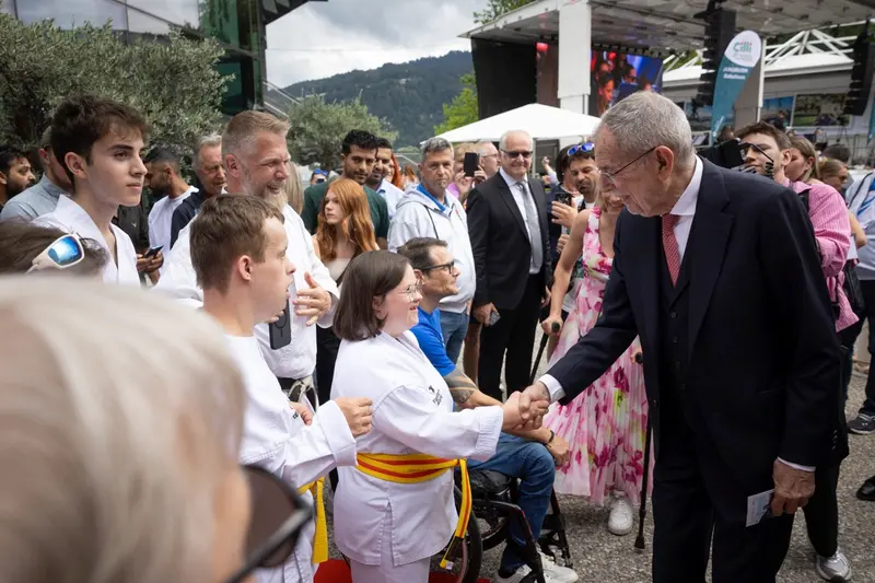 Eröffnung der Bregenzer Festspiele 2024: Karate Bregenz mittendrin! – Foto 19