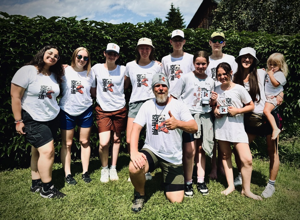 Karate Sommerspass Woche 1